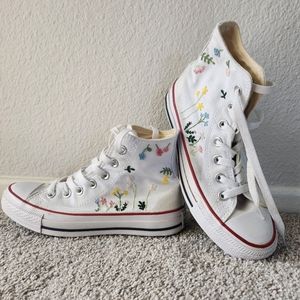 White converse